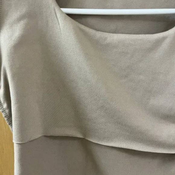 ✨Tan crop Top, Double lined, Soft/Stretchy - Picture 4 of 4